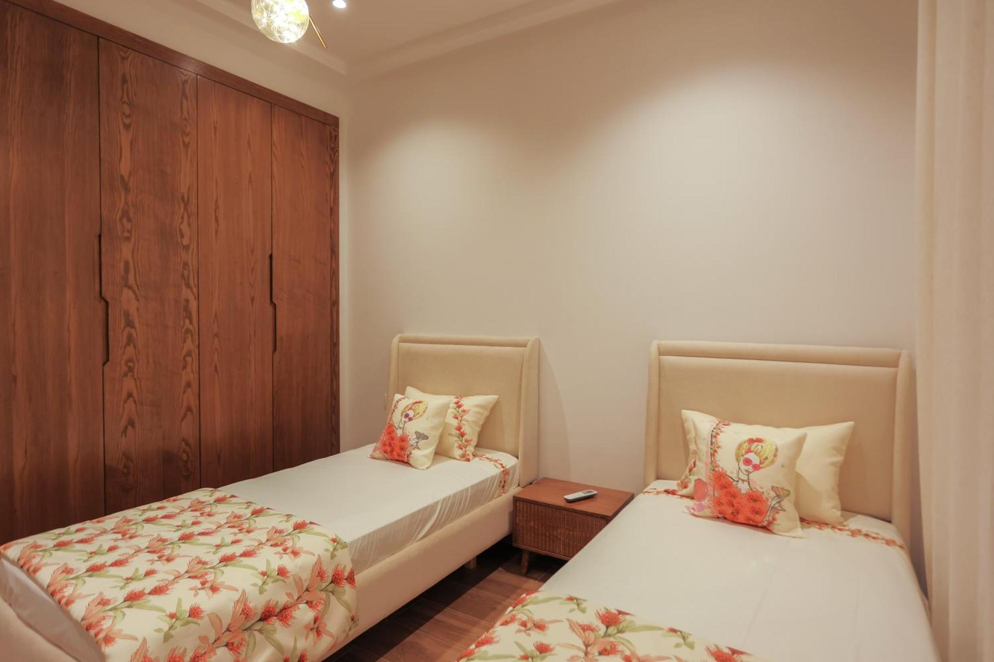 Apartment Bright And Cozy New 3 Bedrooms