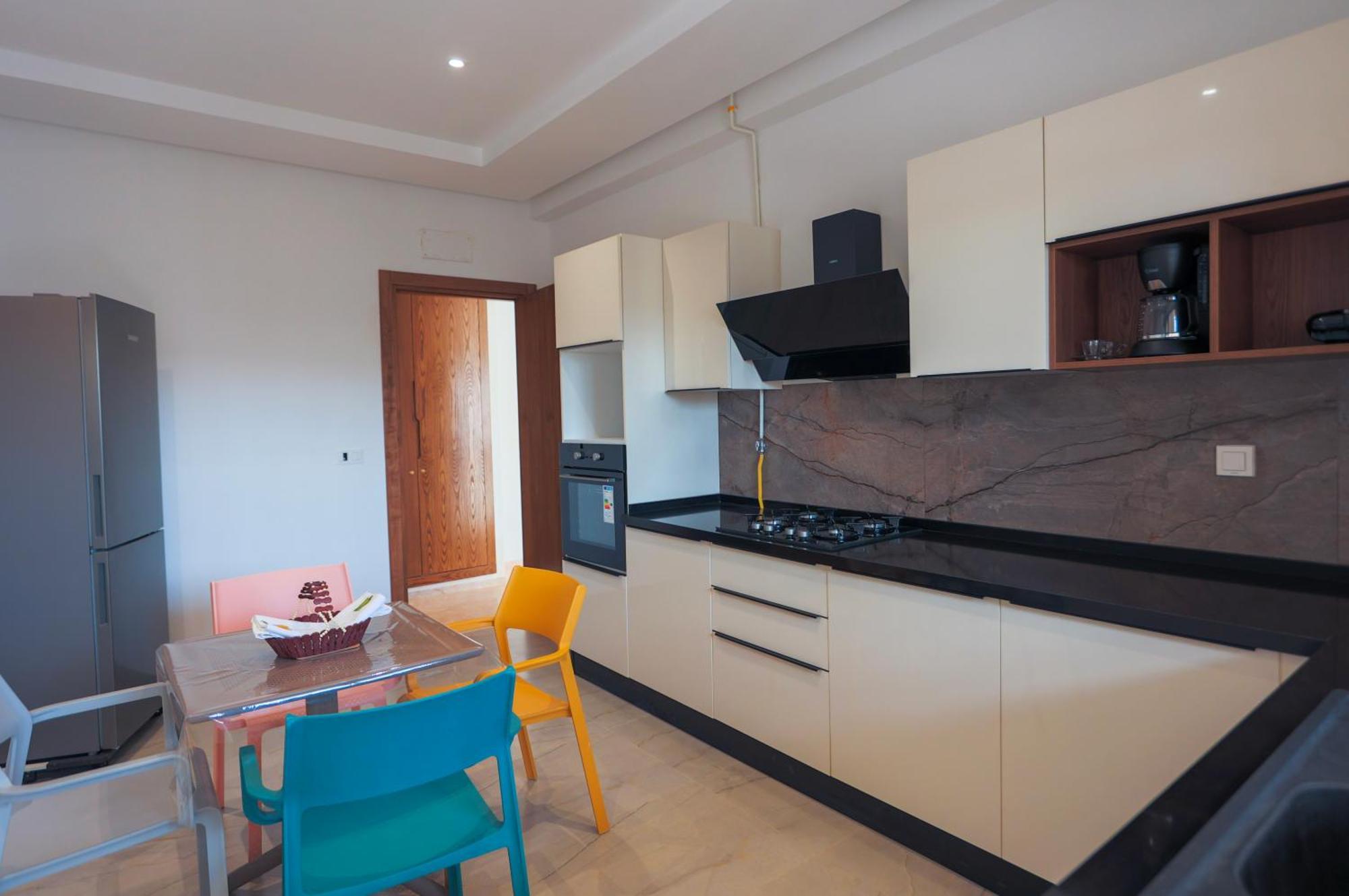 Apartment Bright And Cozy New 3 Bedrooms